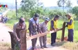 Bình Định: Rào đóng lối đi qua đường sắt không đảm bảo an toàn