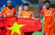 Bóng đá Việt Nam hòa chung nhịp đập chiến thắng 30/4 theo cách riêng của mình