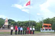Chào cờ ở Trường Sa