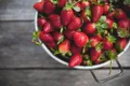 https://cdn-images.vtv.vn/thumb_w/630/2015/8-strawberries-istockphoto-thinkstock-1447148082858.jpg