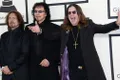 https://cdn-images.vtv.vn/thumb_w/630/Uploaded/lanchi/2014_01_27/Geezer_Butler_Tony_Iommi_Ozzy_Osbourne_of_Black_Sabbath_grammy_270114.jpg