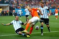 https://cdn-images.vtv.vn/thumb_w/630/Uploaded/quangphat/2014_07_10/Argentina-Holland-5.jpg
