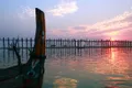 https://cdn-images.vtv.vn/thumb_w/630/Uploaded/vananh/2014_05_31/130807123235-11-sunsets-u-bein-bridge-horizontal-gallery.jpg