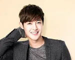 Kim Hyun Joong xét nghiệm DNA kiểm tra con ruột