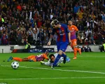 Kết quả Champions League 2016/17 ngày 20/10: Ozil, Messi chói sáng, Arsenal và Barca đại thắng!