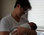 Tài tử xứ Hàn Ahn Jae Wook lên chức bố