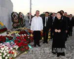 Chủ tịch Quốc hội Nguyễn Thị Kim Ngân viếng Lãnh tụ Cuba Fidel Castro