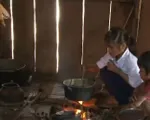 Hỗ trợ gạo cho học sinh vùng sâu, vùng xa mùa giáp hạt