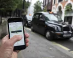 Bộ GTVT yêu cầu Grab và Uber dừng dịch vụ đi chung xe