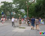 Mở rộng phố đi bộ Hà Nội: Người dân kêu bất tiện, hộ kinh doanh than 'ế'