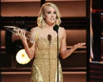 Carrie Underwood thắng lớn tại CMA Awards 2016