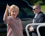 Sau ồn ào về sức khỏe, bà Hillary Clinton đã trở lại đường đua vào Nhà Trắng