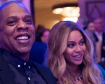 Jay Z lần đầu tiên xác nhận lừa dối Beyonce, ngoại tình với phụ nữ khác