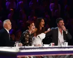 The X-Factor Anh trở lại, Simon Cowell quyết loại bỏ nhiều chiêu trò