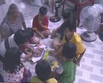 11 đứa trẻ trong một gia đình không có giấy khai sinh, hộ khẩu