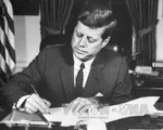 Mỹ tiếp tục công bố hơn 10.000 tài liệu về vụ ám sát Tổng thống Kennedy