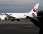 Máy bay của hãng Japan Airlines hạ cánh khẩn cấp