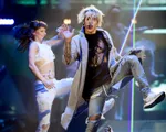 Hủy tour lưu diễn thế giới, Justin Bieber xin lỗi kh&aacute;n giả