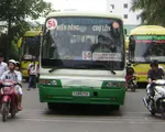 Người dân TP.HCM đi xe bus ngày càng nhiều