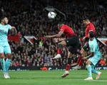 Sanchez tỏa sáng phút 90, Man Utd ngược dòng ngoạn mục cứu nguy cho HLV Mourinho