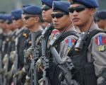 Indonesia tăng lương cho cảnh sát để chống tham nhũng