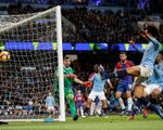 Xuất hiện liền lúc 2 siêu phẩm trận Man City thua sốc Crystal Palace