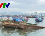 Nha Trang: Sà lan chìm chậm trục vớt, gây nguy hiểm cho tàu thuyền