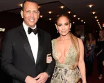 Jennifer Lopez tỏa sáng tại Gala tôn vinh 100 nhân vật có ảnh hưởng nhất thế giới