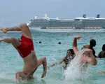 Sự thật “trần trụi” đằng sau các bức ảnh du thuyền sang trọng