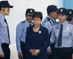 Cựu Tổng thống Hàn Quốc Park Geun-hye bị tuyên xử 24 năm tù giam