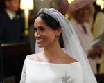 Cận cảnh chiếc váy cưới của cô dâu Hoàng gia Meghan Markle