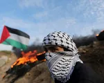 Xe tăng Israel khai hỏa tại Dải Gaza làm 2 người Palestine thiệt mạng