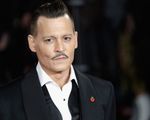 Johnny Depp bị kiện do hành hung thành viên trong đoàn làm phim