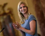 Ivanka Trump đóng cửa thương hiệu thời trang riêng