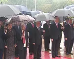 Lãnh đạo Đảng, Nhà nước tưởng niệm các anh hùng liệt sỹ và vào Lăng viếng Chủ tịch Hồ Chí Minh