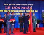 Ban Tuyên huấn Khu ủy Khu V đón nhận danh hiệu Anh hùng Lực lượng vũ trang nhân dân