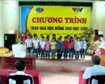 Trao học bổng cho học sinh nghèo tỉnh Hưng Yên trước thềm năm học mới