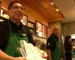 Quán Starbucks đầu tiên thuê nhân viên cao tuổi