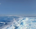 Hồ nước ngọt Baikal đóng băng