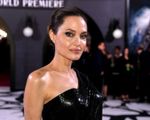 Angelina Jolie: “Có nhiều điểm tương đồng giữa tôi và Maleficent”