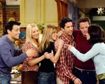 Jennifer Aniston hé lộ dàn sao “Friends” sẽ hội tụ