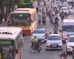 Đường riêng cho xe bus gây ùn tắc hơn?