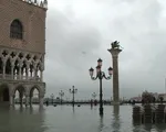 Venice chìm trong biển nước vì ngập lụt