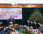 Thủ tướng thăm 'kênh vốn của người nghèo' đầu năm mới