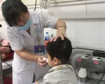 Cha mẹ 'tẩy chay' vaccine, con 17 tháng mắc sởi