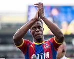 Wilfried Zaha bày tỏ ý định ra đi sau khi mùa giải này kết thúc