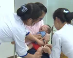 Trẻ được tiêm chủng vaccine đang giảm