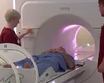 Bệnh nhân đầu tiên trên thế giới được điều trị ung thư bằng công nghệ MRI