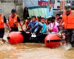 Bão lũ tại Trung Quốc khiến hàng trăm nghìn người bị ảnh hưởng