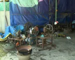 Lay lắt làng nghề lưỡi câu